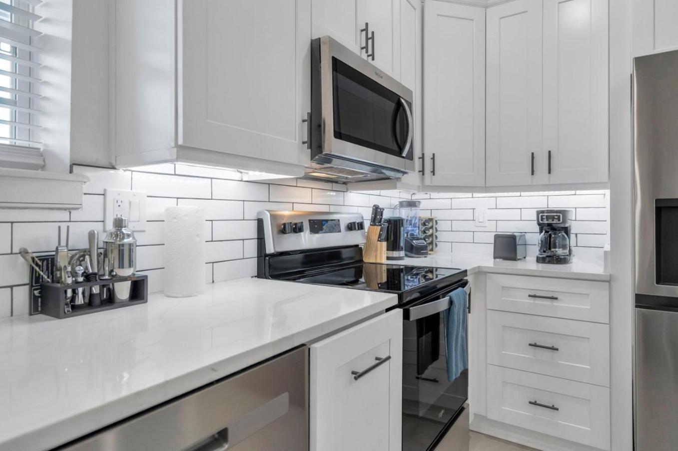 Sleeps 24-Spacious Suites Near Fq W Pool ニューオーリンズ エクステリア 写真