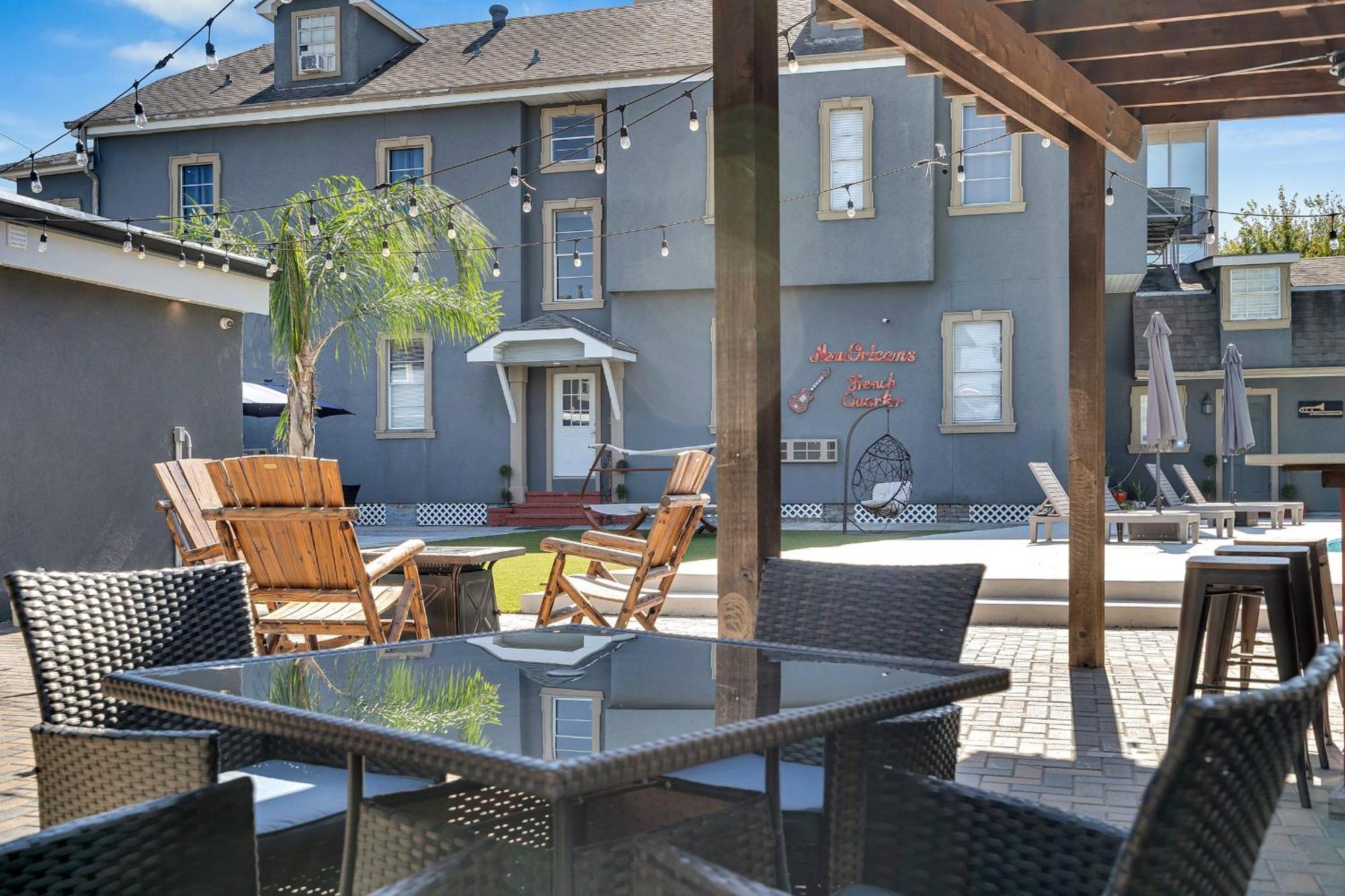 Sleeps 24-Spacious Suites Near Fq W Pool ニューオーリンズ エクステリア 写真