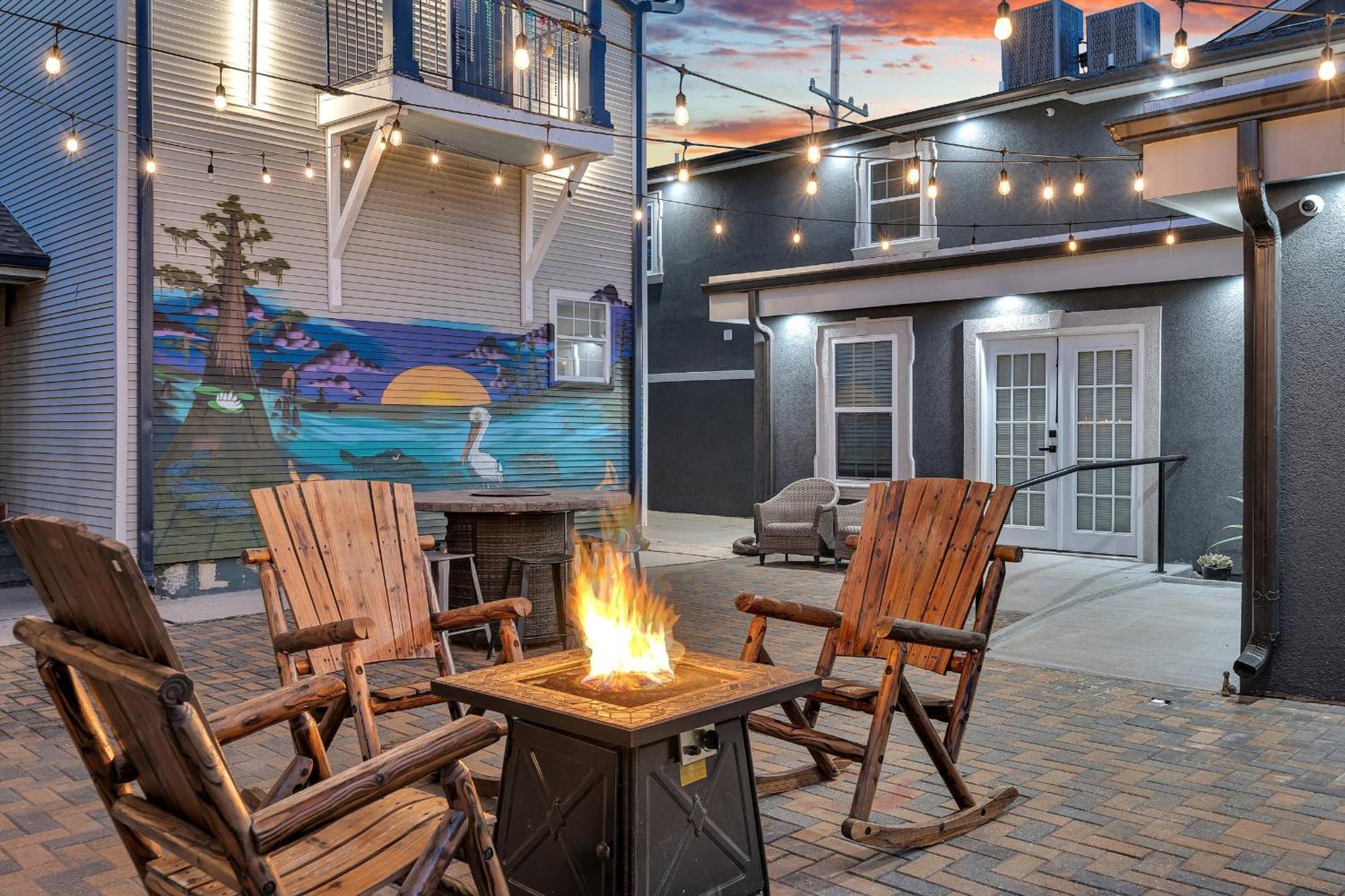 Sleeps 24-Spacious Suites Near Fq W Pool ニューオーリンズ エクステリア 写真